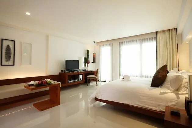 Deluxe Oda, Havuz Manzaralı (Free Daily Minibar)
