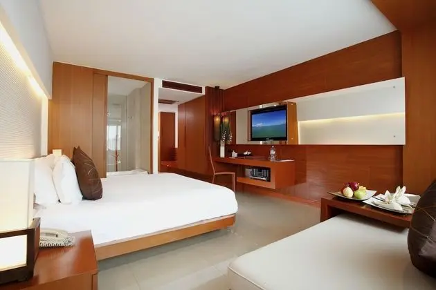Deluxe Oda, Havuz Manzaralı (Free Daily Minibar)