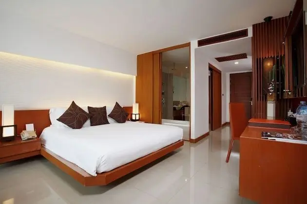 Deluxe Oda, Havuz Manzaralı (Free Daily Minibar)