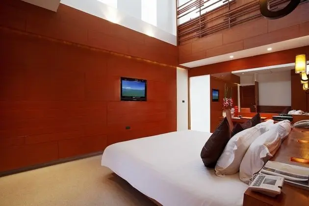Tek Büyük Yataklı Oda, Kişiye Özel Havuzlu (Free Daily Minibar)