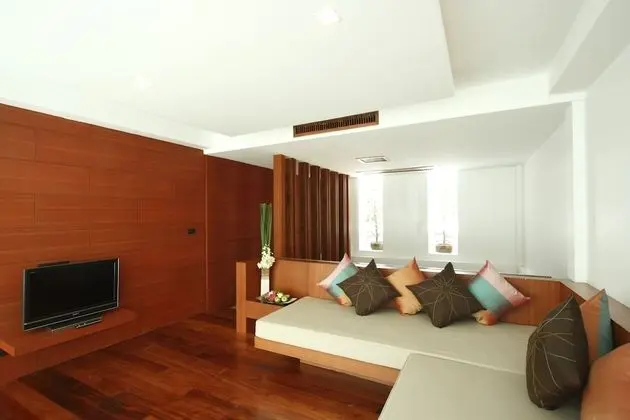 Tek Büyük Yataklı Oda, Kişiye Özel Havuzlu (Free Daily Minibar)