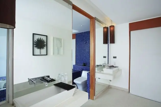 Tek Büyük Yataklı Oda, Kişiye Özel Havuzlu (Free Daily Minibar)