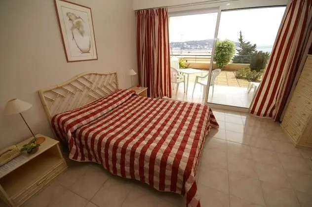Tek Büyük Yataklı Oda, Teras, Deniz Manzaralı