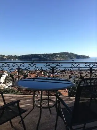 Tek Büyük Yataklı Oda, Teras, Deniz Manzaralı