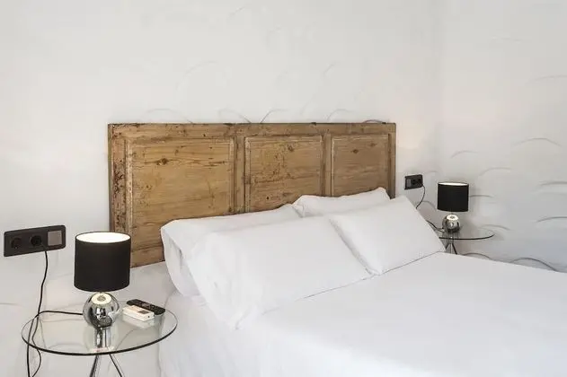 Tek Büyük Yataklı Oda, 1 Çift Kişilik Yatak (1)