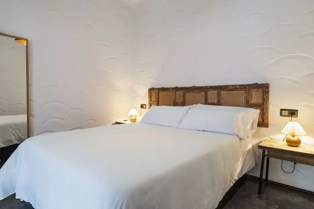 Tek Büyük Yataklı Oda, 1 Çift Kişilik Yatak (2)