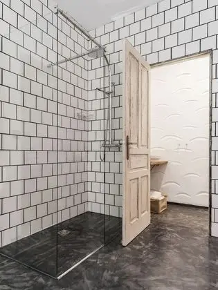 Tek Büyük Yataklı Oda, 1 Çift Kişilik Yatak (3)