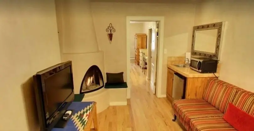 Süit, Birden Çok Yatak, Sigara İçilmez (Two-Room)