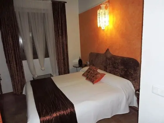 Superior Tek Büyük veya İki Ayrı Yataklı Oda, Şehir Manzaralı