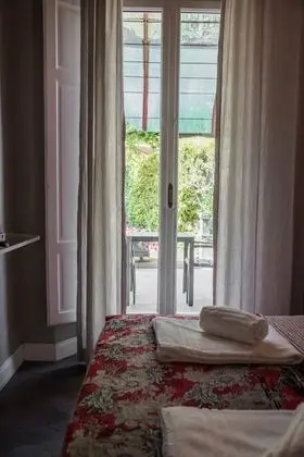 Tek Büyük Yataklı Oda, Bahçe Manzaralı