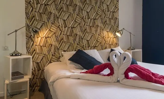 Tek Büyük Yataklı Oda (Modern)