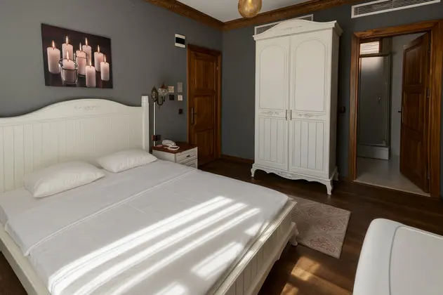 Standart Oda, Şehir Manzaralı