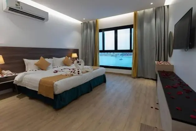 Luxury Oda, 1 En Büyük (King) Boy Yatak, Deniz Manzaralı