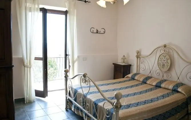 Classic Tek Büyük Yataklı Oda, Tepe Manzaralı