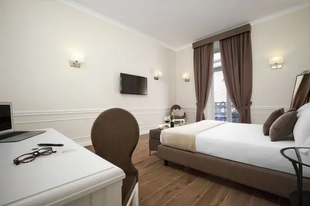 Superior Tek Büyük Yataklı Oda, Şehir Manzaralı