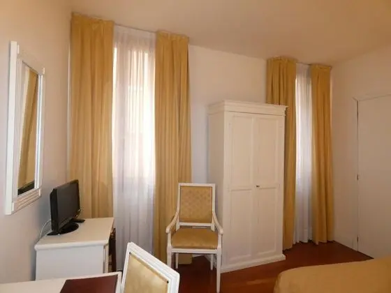 1 Çift Kişilik Veya 2 Tek Kişilik Yatak Comfort