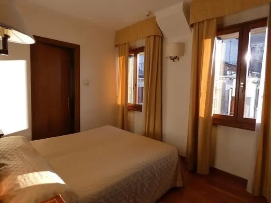 Çift ​​kişilik Standard