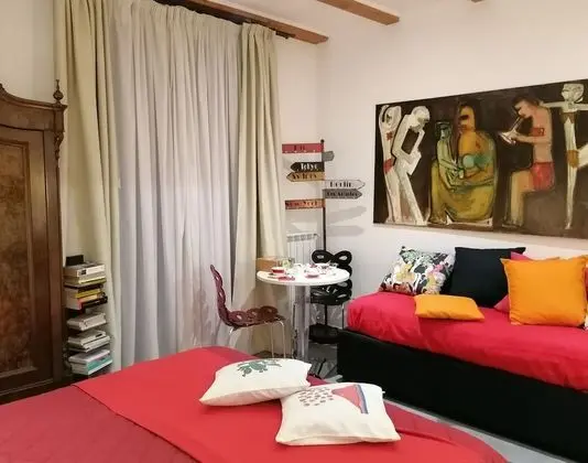 Comfort Tek Büyük Yataklı Oda