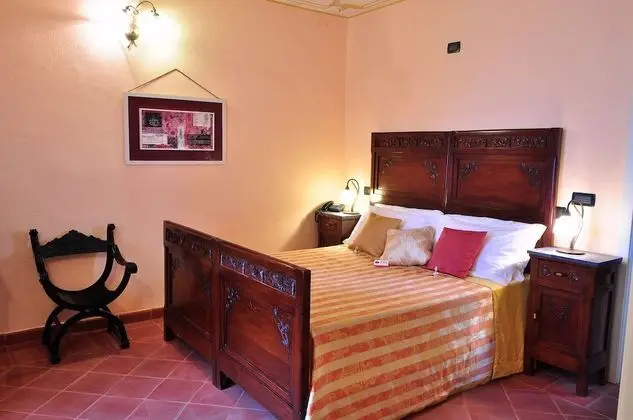 Standard Tek Büyük Yataklı Oda