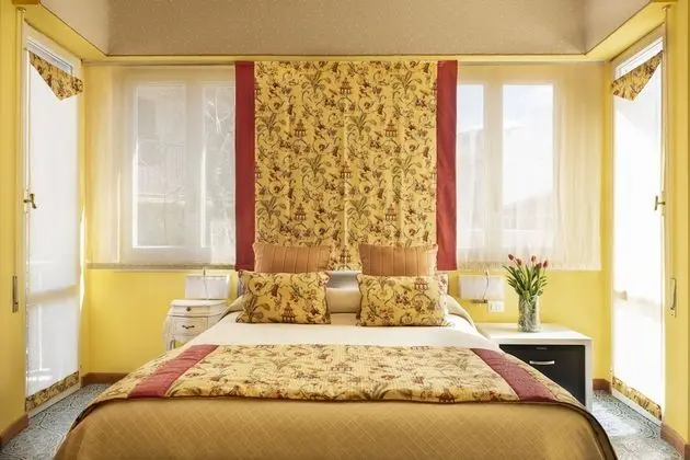 Comfort Tek Büyük Yataklı Oda
