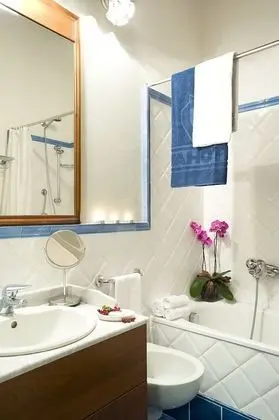 Standard Tek Büyük veya İki Ayrı Yataklı Oda, 1 Yatak Odası, Özel Banyo, Golf Manzaralı