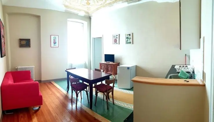 Family Apart Daire, Dağ Manzaralı