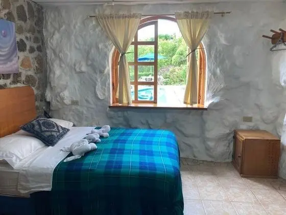 Üç Kişilik Oda