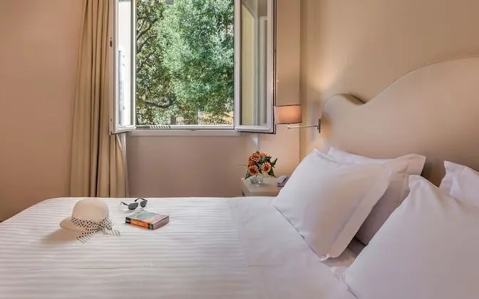 Superior Tek Büyük Yataklı Oda