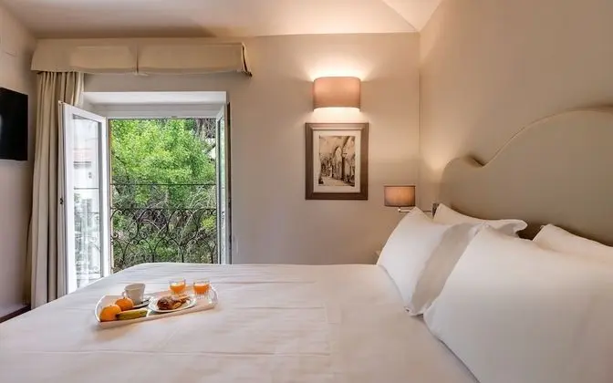 Superior Tek Büyük Yataklı Oda