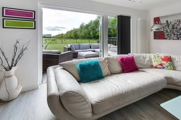 Deluxe Dağ Evi, 4 Yatak Odası, Sigara İçilmez, Sıcak Su Havuzu (The Party Lodge)
