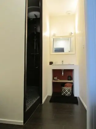 Tek Büyük Yataklı Oda (Cuba)