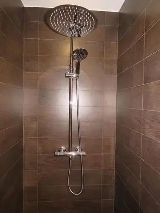 Tek Büyük Yataklı Oda (Cuba)