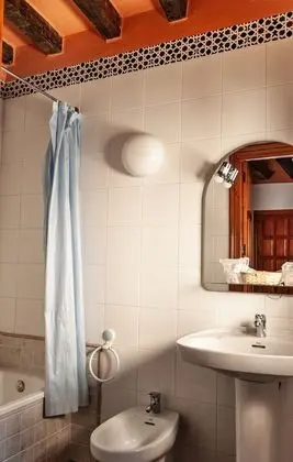 Tek Büyük Yataklı Oda, Dağ Manzaralı