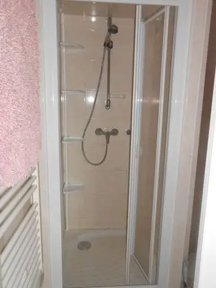 Family Oda, Birden Çok Yatak, Sigara İçilmez