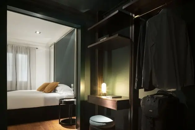 Luxury Tek Büyük Yataklı Oda