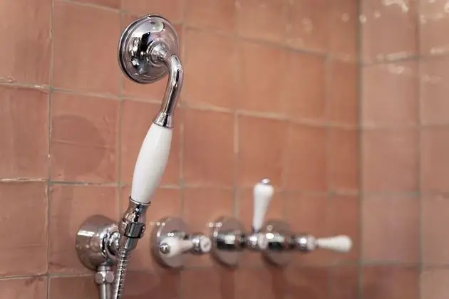 Luxury Tek Büyük Yataklı Oda