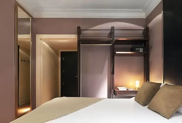 Standard Tek Büyük Yataklı Oda