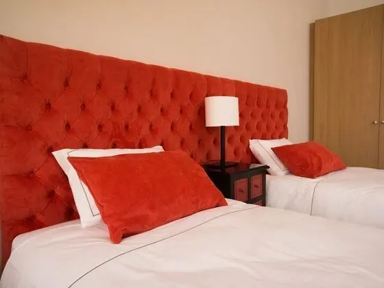 Standard Tek Büyük veya İki Ayrı Yataklı Oda, Özel Banyo, Bahçe Manzaralı