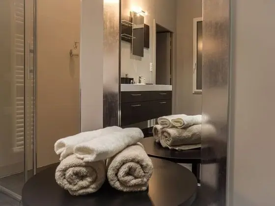 Süit, Banyolu/Duşlu, Bahçe Manzaralı