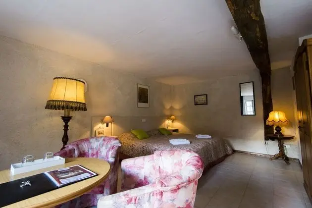 Tek Büyük Yataklı Oda (Valencay)