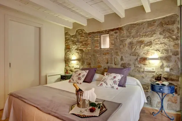 1 Çift Kişilik Veya 2 Tek Kişilik Yatak Garden View