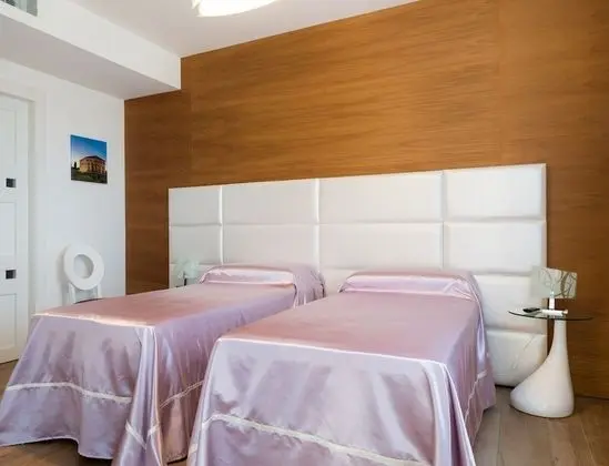 Standard Tek Büyük veya İki Ayrı Yataklı Oda, Deniz Manzaralı