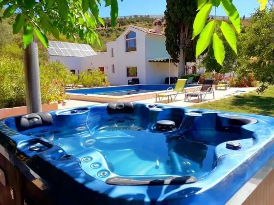 İki Ayrı Yataklı Oda, Sigara İçilmez