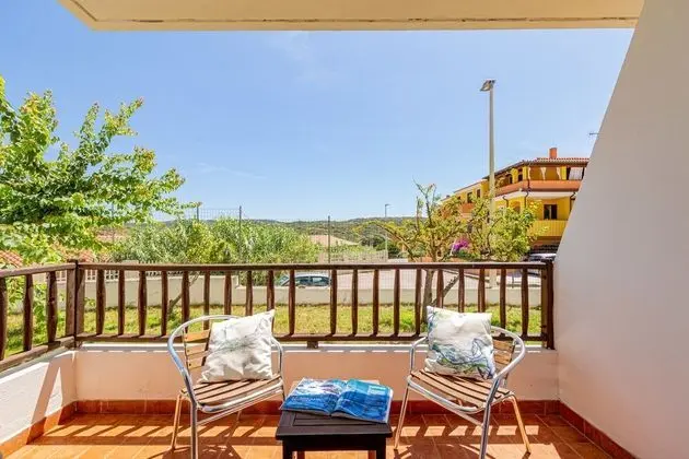 Üç Kişilik Oda, Balkon