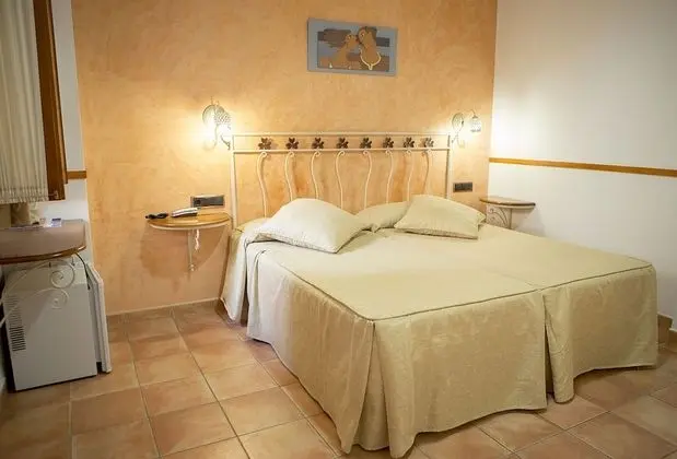 Tek Büyük Yataklı Oda