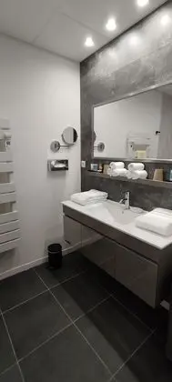 Luxury Oda, 1 En Büyük (King) Boy Yatak, Sigara İçilmez, Dağ Manzaralı