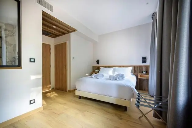 Superior Tek Büyük Yataklı Oda, Avlu Manzaralı