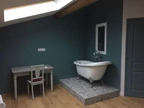 Üç Kişilik Oda, Özel Banyo