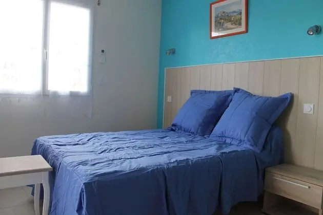 Tek Büyük Yataklı Oda (L'entre deux mers)