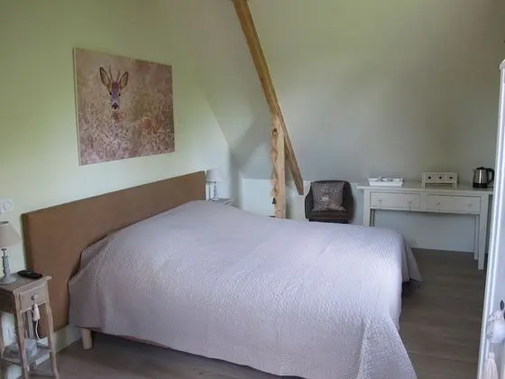 Tek Büyük veya İki Ayrı Yataklı Oda, Özel Banyo (Les Daims)